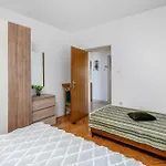 Apartment Gorgeous In With Wifi Novi Vinodolski
