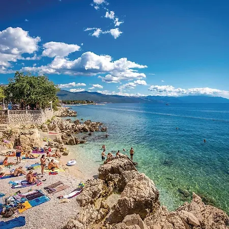 Gorgeous In With Wifi Lägenhet Novi Vinodolski